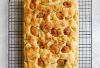 Easy No Knead Garlic and Rosemary Focaccia