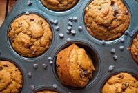 Perfectly Spiced Vegan Pumpkin Muffins