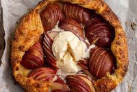 Cheesy Crusted Apple Cinnamon Galette