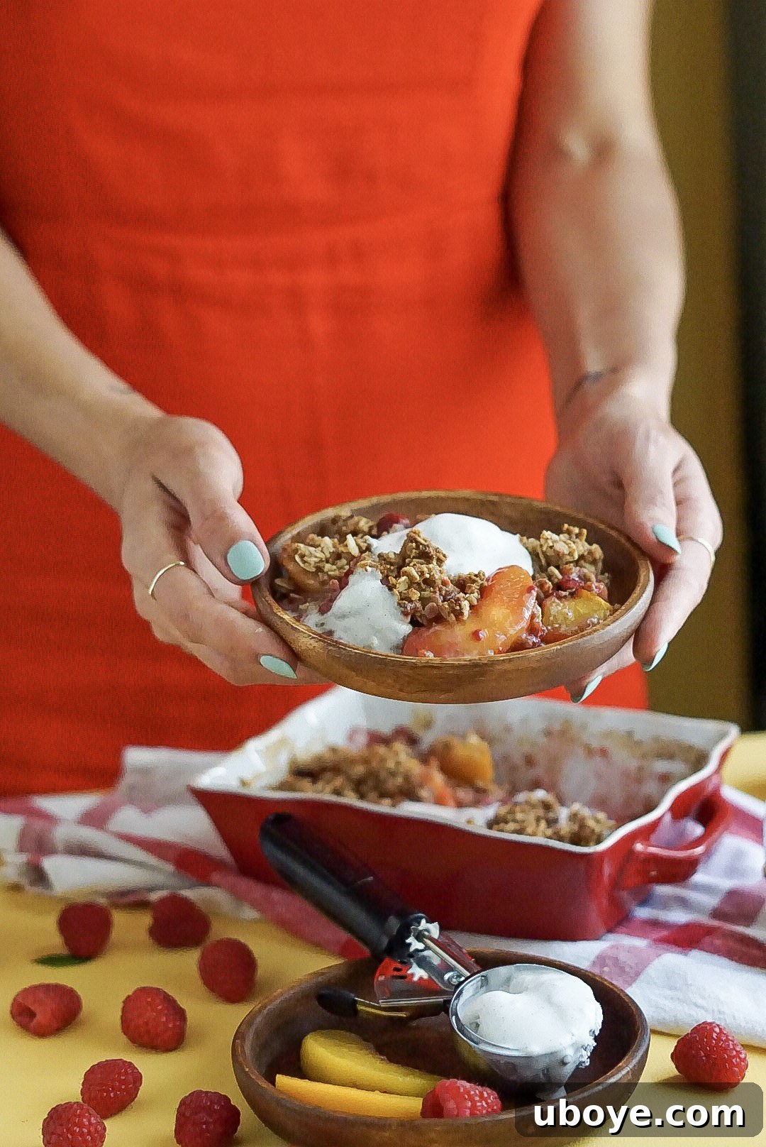 Golden Peach Raspberry Bake 5 Closeup of the crispy oat topping on a vegan peach crumble