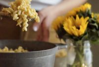 Quick and Creamy Vegan Mac