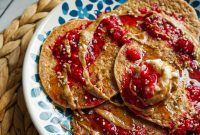 Fluffy 4-Ingredient Pancakes