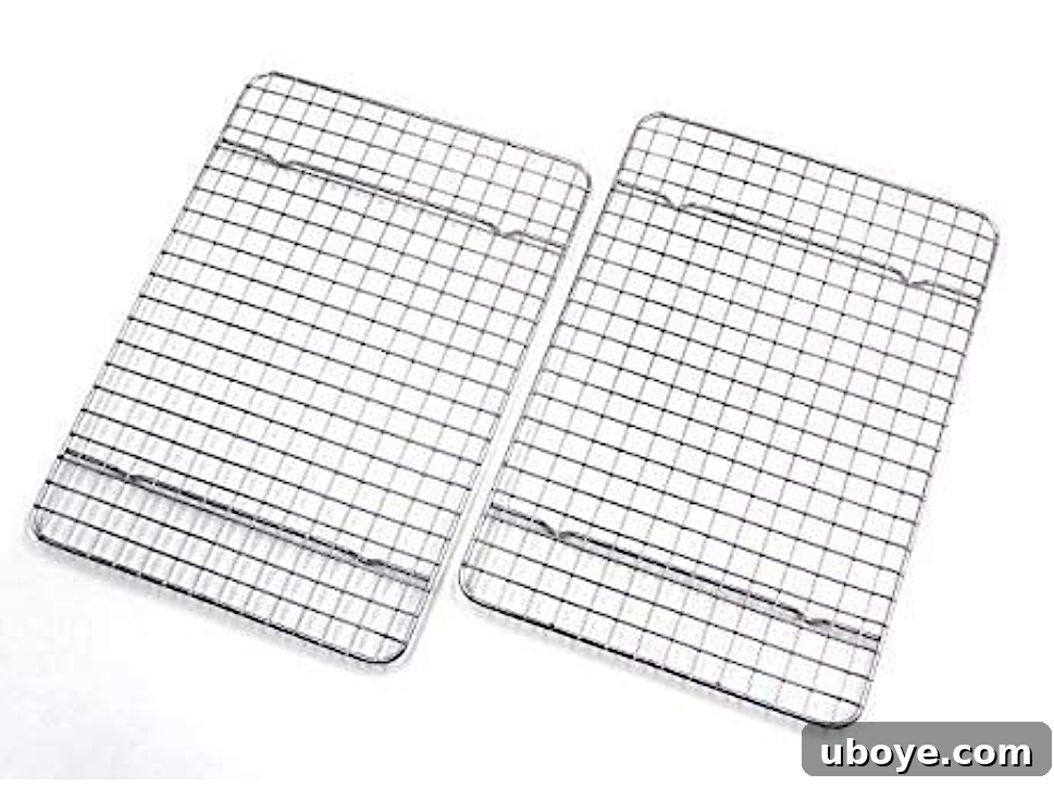Cooling rack for cakes and baked goods