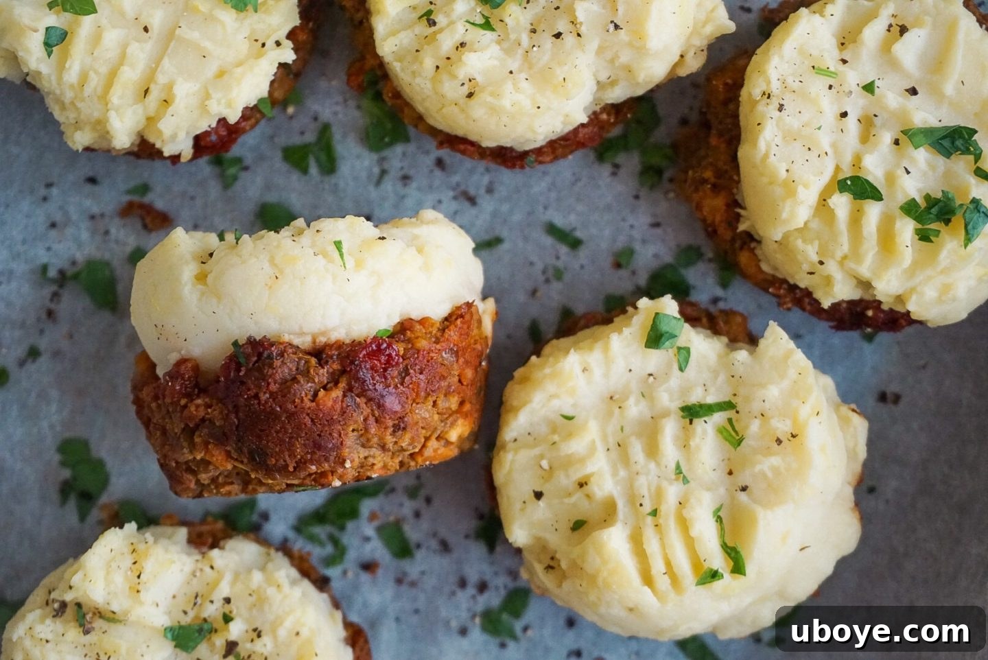 Savory Meatloaf Cupcakes 2 Close-up of perfectly baked vegan meatloaf muffins, garnished and ready to eat.