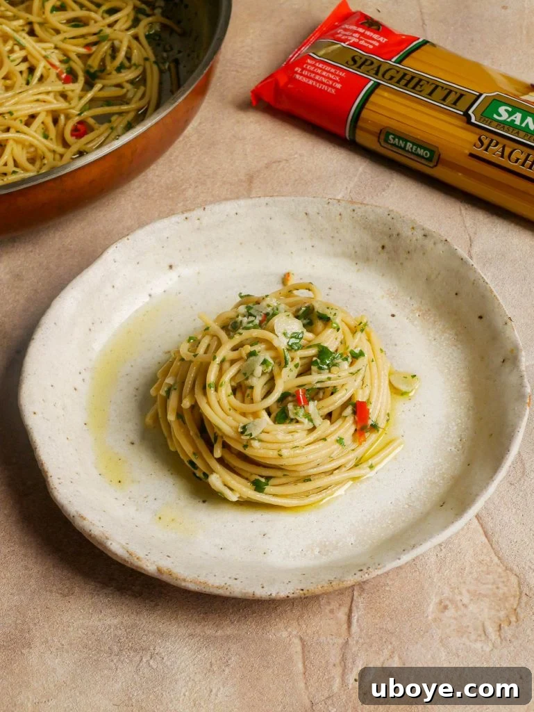 Classic Garlic and Olive Oil 5 A beautifully plated serving of Aglio e Olio, showcasing the simple elegance of the dish.