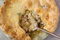 Hearty Chicken, Mushroom and Bacon Pot Pie